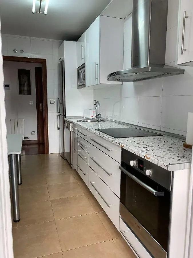 Apartamento En Bilbao Con Parking Gratis 0*,  Spain